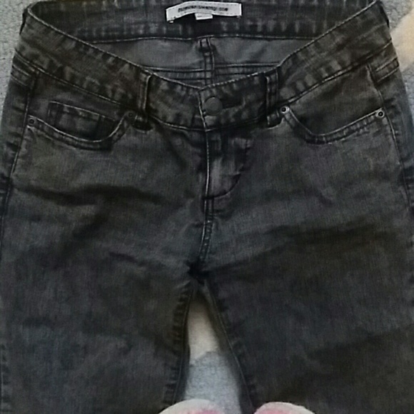 🗽 Forever 21 black acid wash - Picture 2 of 3